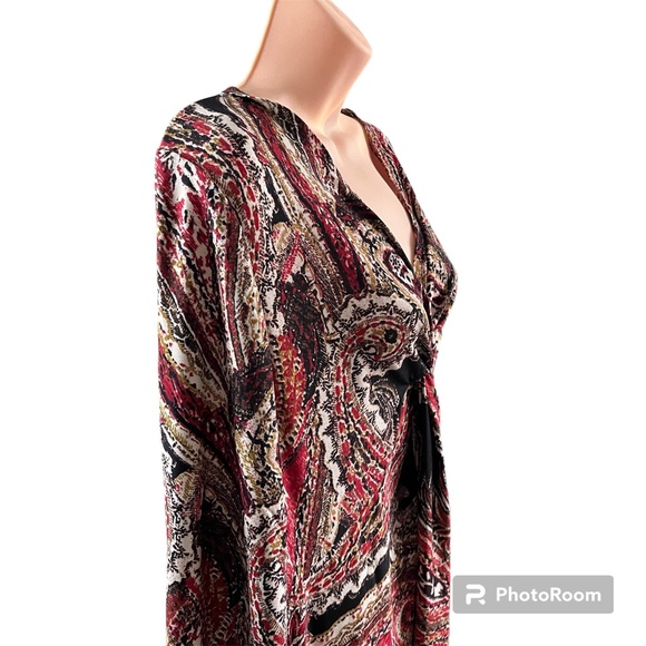 Dress with Paisley print - Shark Bite hem line. - Picture 4 of 6